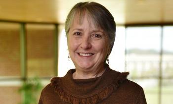 suzanne elstn receives shulimson award